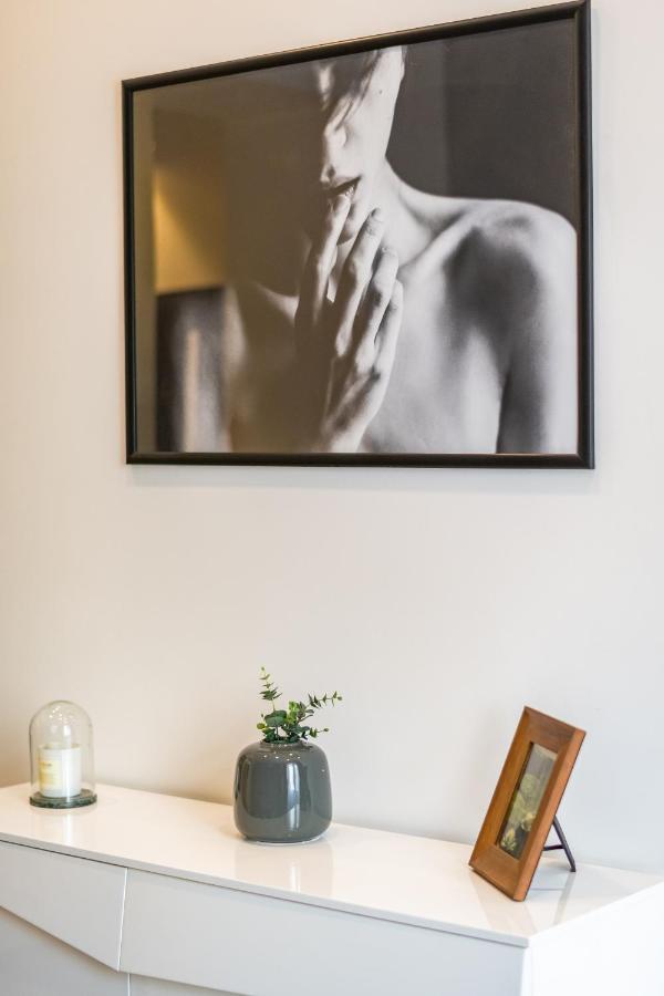Luxury Nova Home Next To The New York Cafe ブダペスト エクステリア 写真